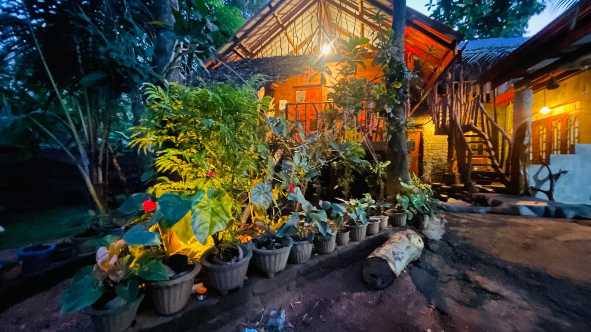 Shan Home Stay Сигирия Экстерьер фото